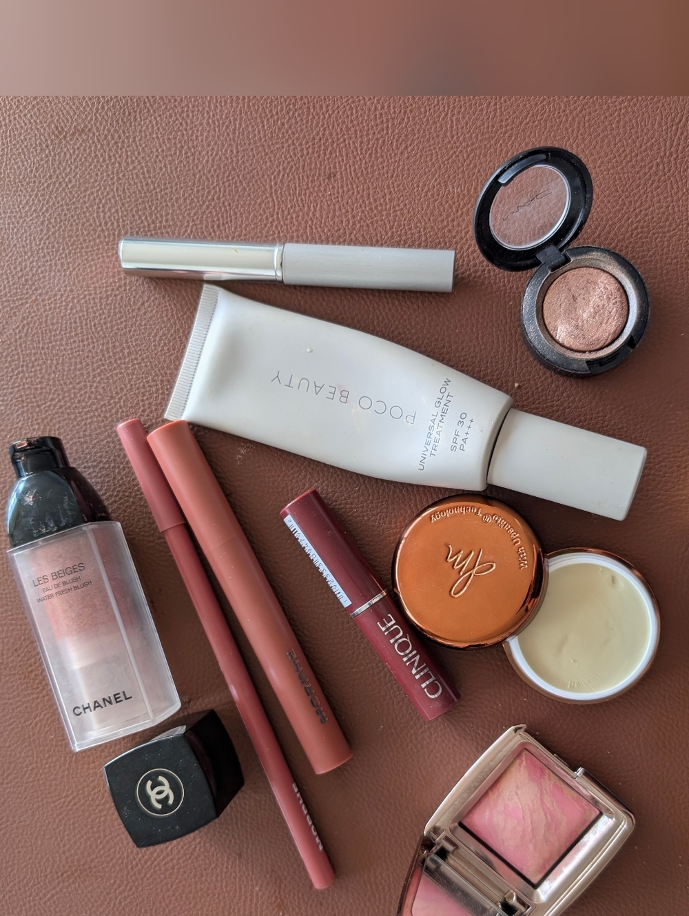 Makeup Bundle - Picture 2 of 2